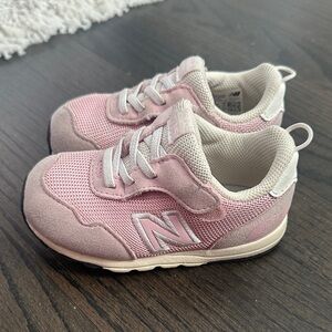 New Balance Kids Light Pink Sneakers